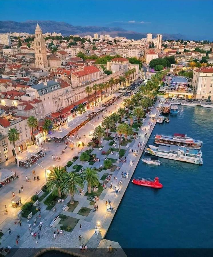 Viking Moon Apartamento Split Exterior foto